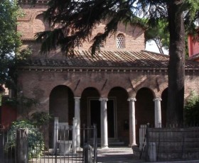 La Basilica di San Giovanni a Porta Latina